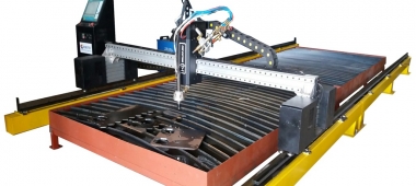Máy CNC cắt sắt giá rẻ giúp giảm chi phí cho các doanh nghiệp sản xuất