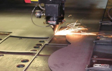 Máy CNC khắc kim loại chính hãng, giá tốt